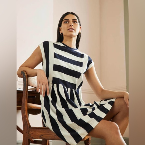 Boden Jersey T-Shirt Dress - Picture 5 of 9